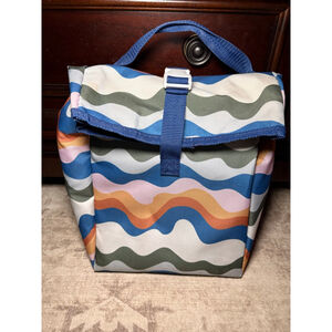 Prana Colorful Wavy Insulated Lunch Bag